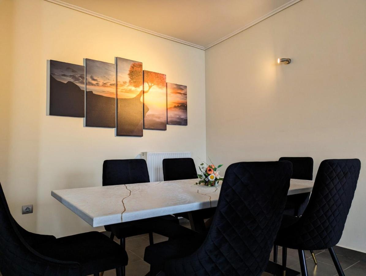 Corinthian Luxury Apartment Zewnętrze zdjęcie
