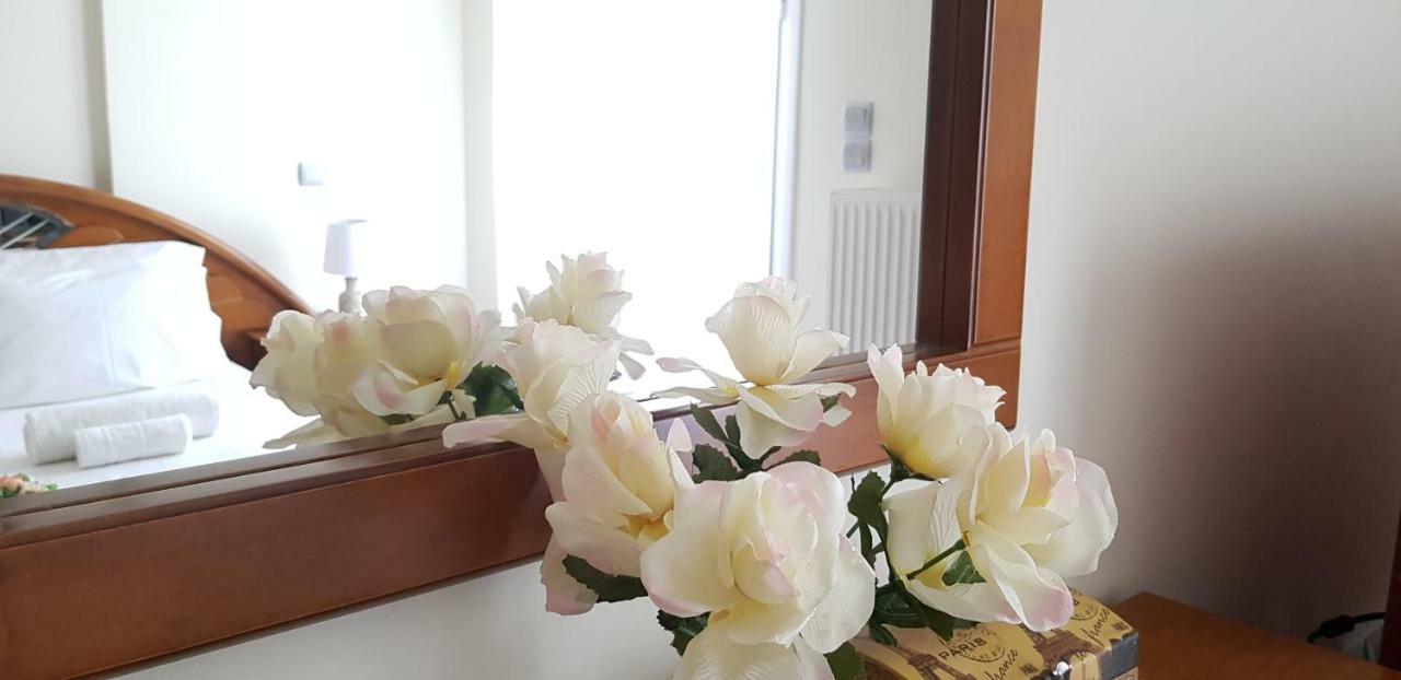 Corinthian Luxury Apartment Zewnętrze zdjęcie